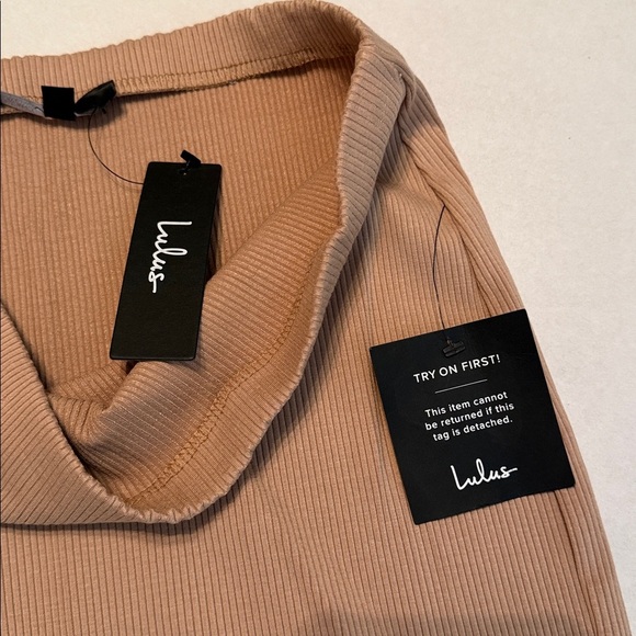 NWT Lulus Tan Bodycon Ribbed Side Slit Skirt Size M - Picture 8 of 11